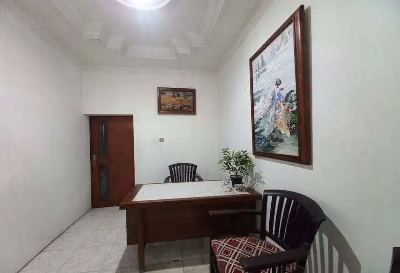 ホテル O Syariah Near Uns Surakarta Forme