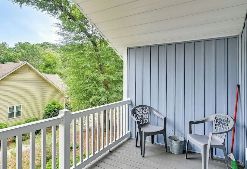 Walk To Golf! Relax With Hot Tub And Game Room!