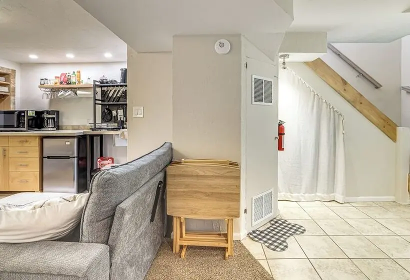 Walk To Parks & Dining! Meridian Home W/ Patio