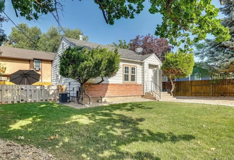Walk To Parks & Dining! Meridian Home W/ Patio