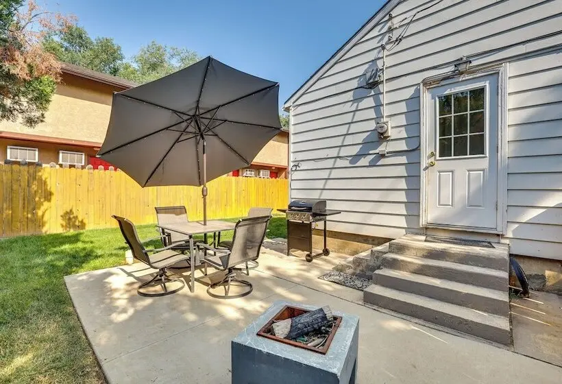 Walk To Parks & Dining! Meridian Home W/ Patio