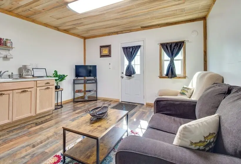 3 Studio Suites! White River Cabin Compound