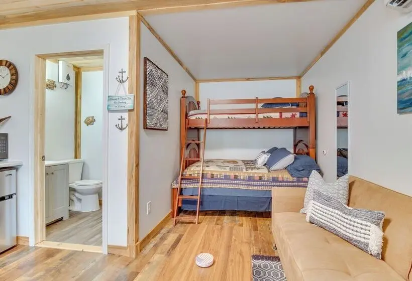 3 Studio Suites! White River Cabin Compound