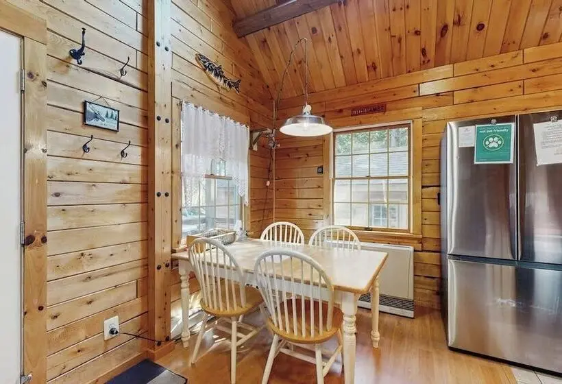 Cozy Cabin With Covered Porch, Firepit, Grill, Fireplace, & Washer/dryer