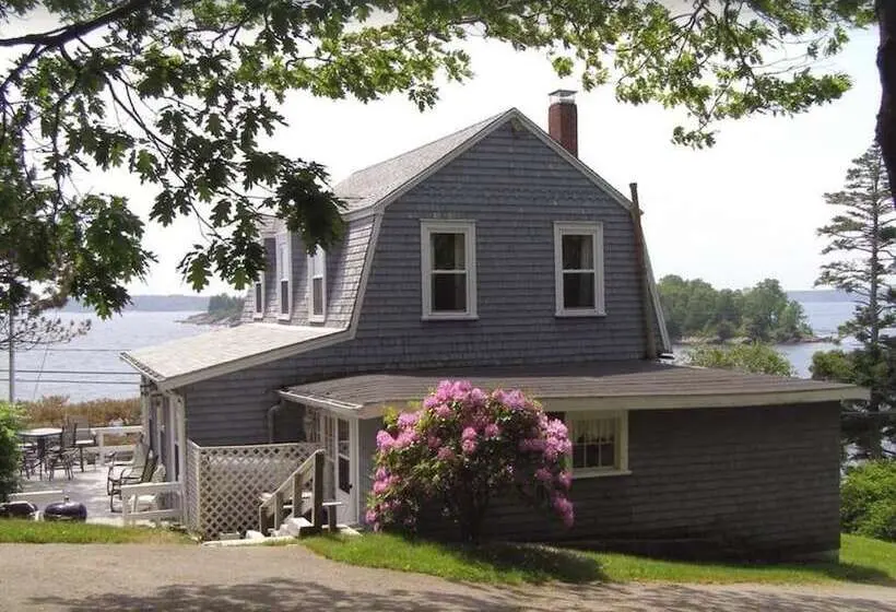 Dog Friendly, Bayfront Home   Gorgeous Ocean Views, Private Balcony & Fireplace
