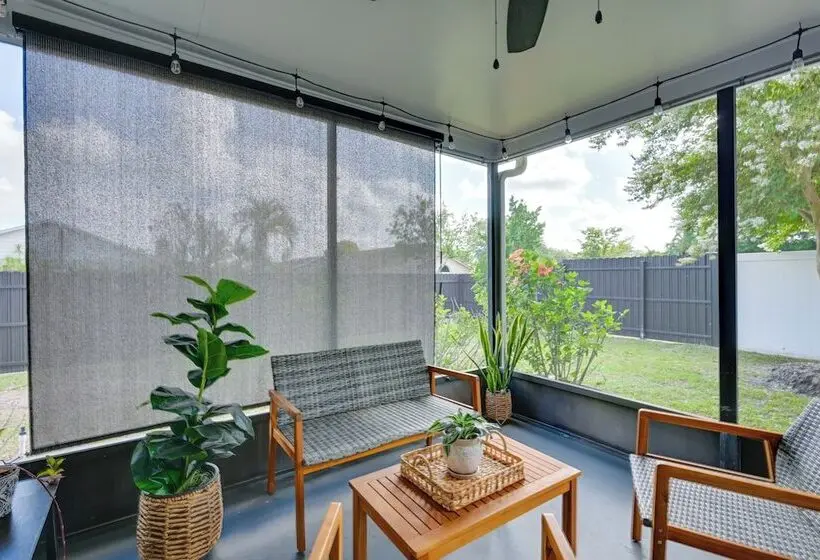 Explore Tampa Bay! Family Home W/ Lanai, Game Room