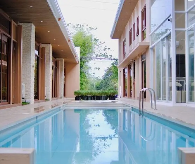ホテル Khami House Resort