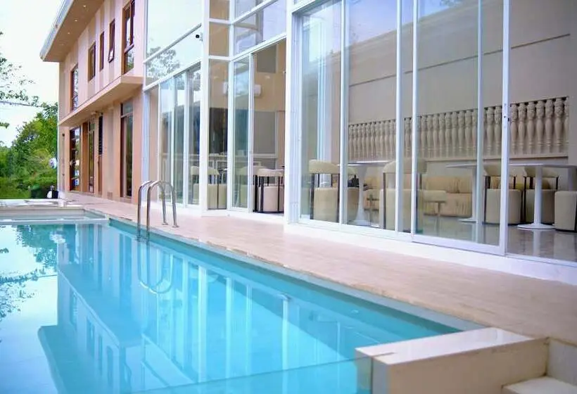 ホテル Khami House Resort