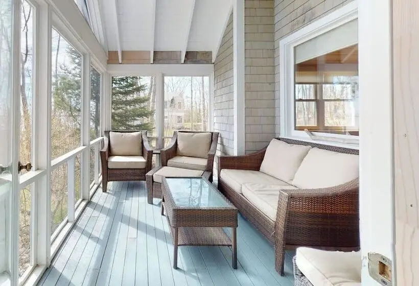 Oceanfront Retreat With Sunrise Views, Screened Porch, & Deck