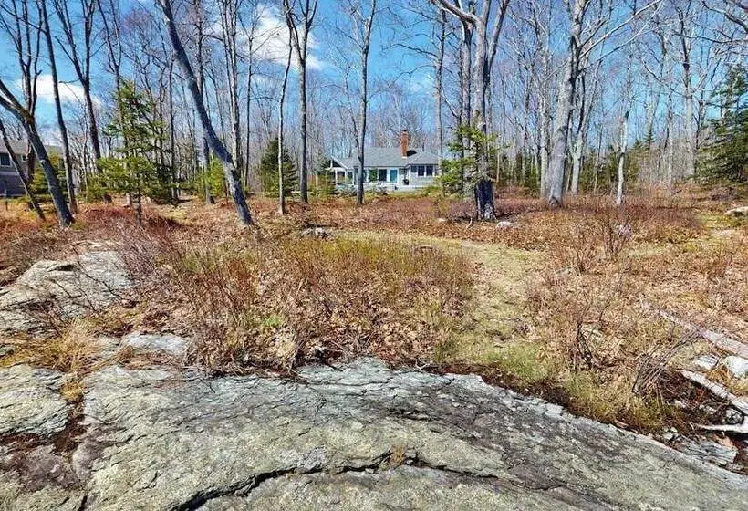 Oceanfront Retreat With Sunrise Views, Screened Porch, & Deck