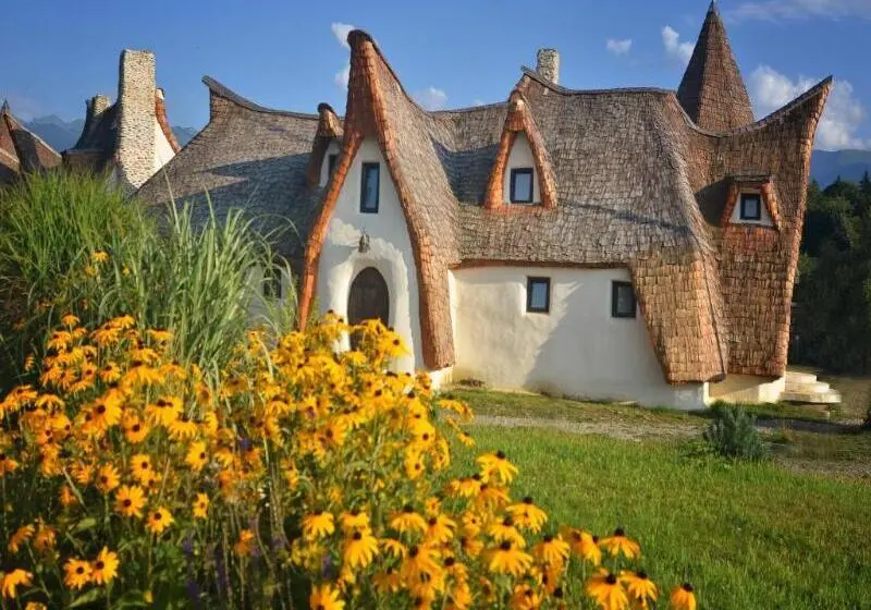 Hotelli Castelul De Lut