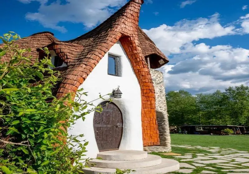 Hotelli Castelul De Lut