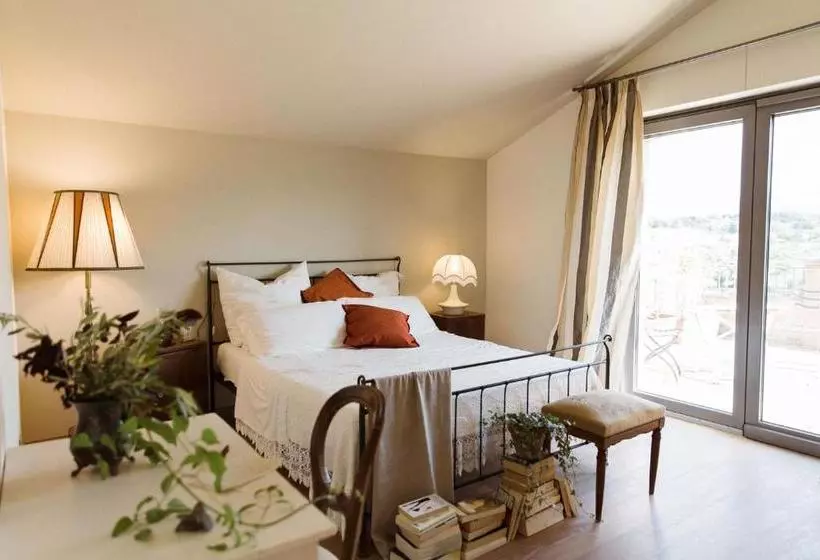 تختخواب و صبحانه Casa Marzapane