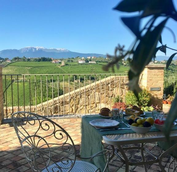 تختخواب و صبحانه Casa Marzapane