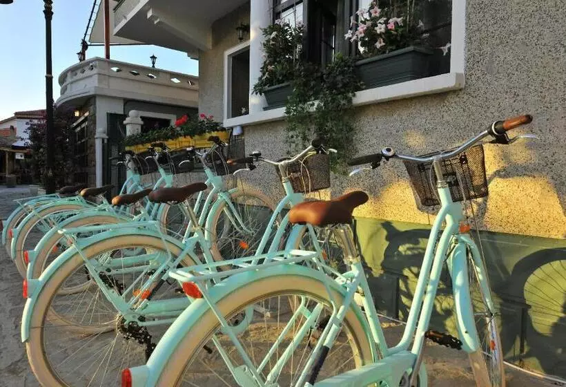 تختخواب و صبحانه Petrino Gökçeada Hotel&kitchen