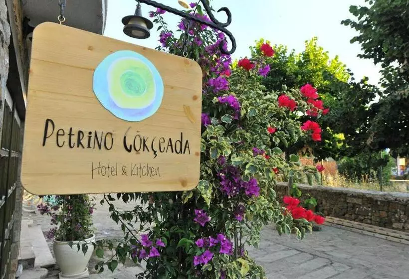 تختخواب و صبحانه Petrino Gökçeada Hotel&kitchen