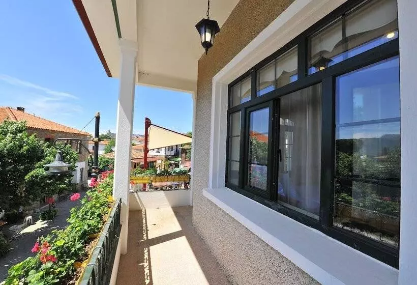 تختخواب و صبحانه Petrino Gökçeada Hotel&kitchen