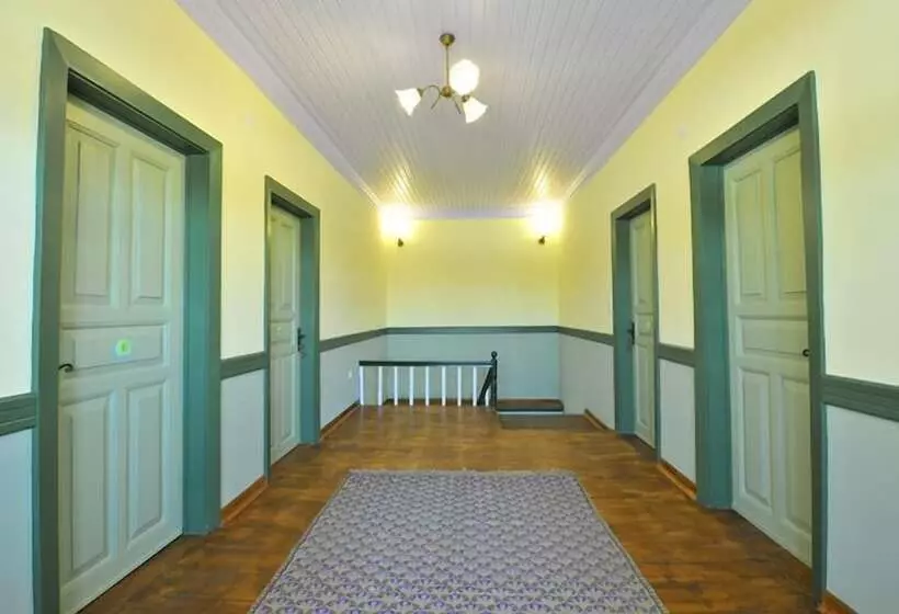 تختخواب و صبحانه Petrino Gökçeada Hotel&kitchen