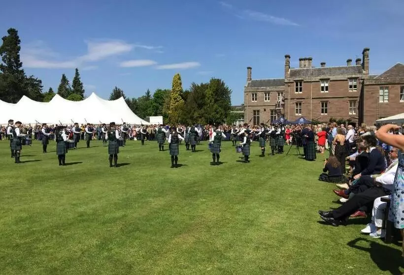 ベッドアンドブレックファースト Tyndrum Lodges