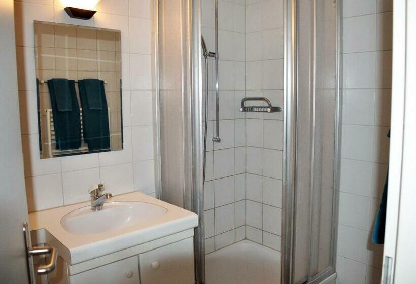 فندق August Restaurant