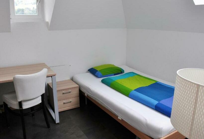 فندق August Restaurant