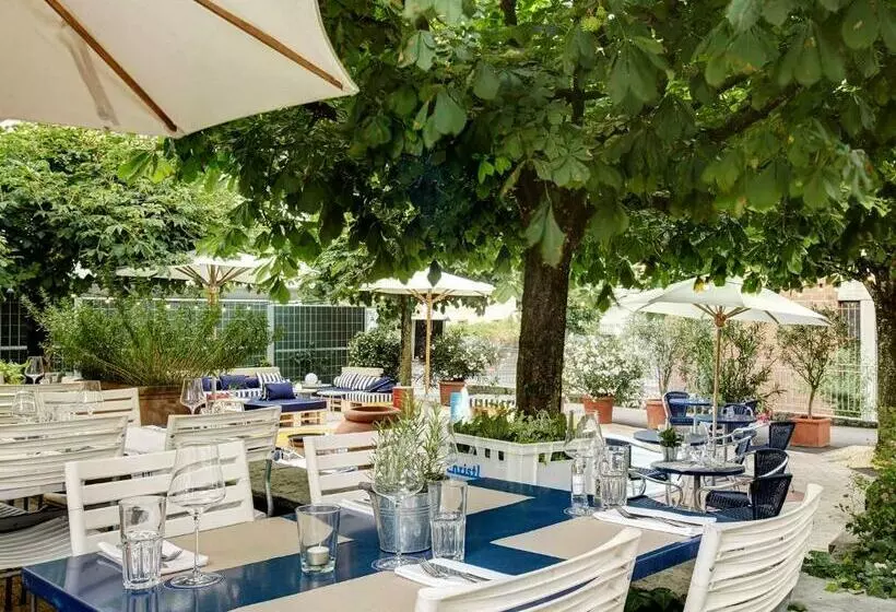 Hotelli August Restaurant