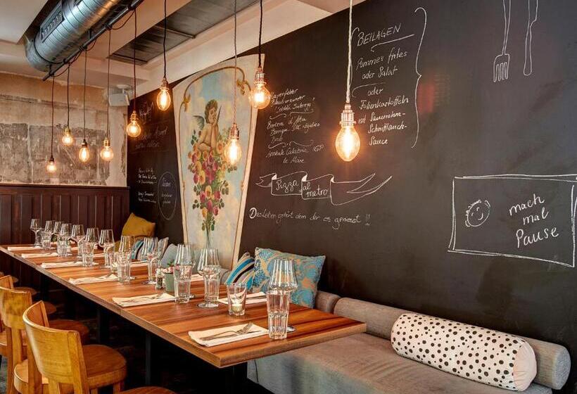 فندق August Restaurant