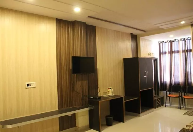 ホテル Gokul Inn