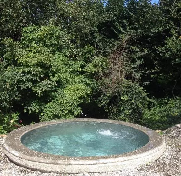 پانسیون Eco House Sabero