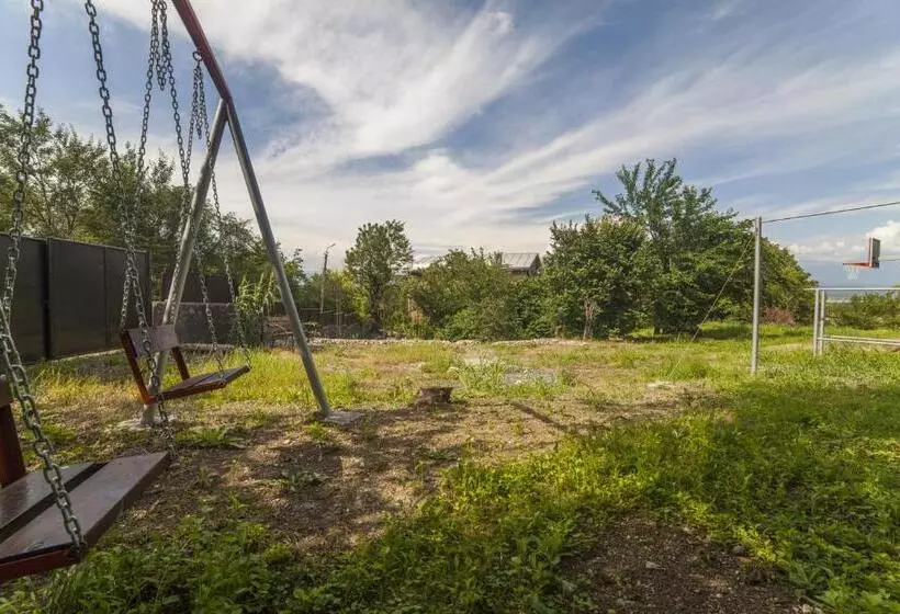 پانسیون Eco House Sabero