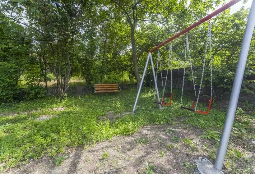 پانسیون Eco House Sabero