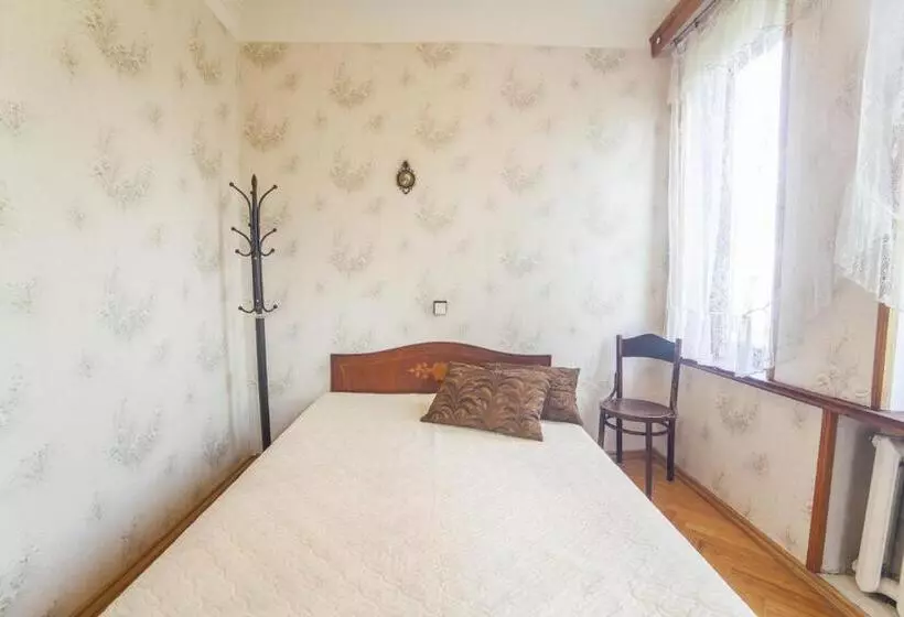 پانسیون Eco House Sabero