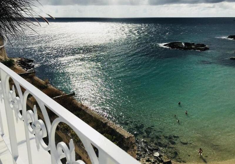 پانسیون Miramare