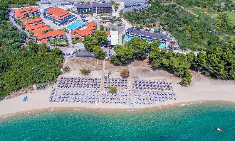 ホテル Lagomandra Beach