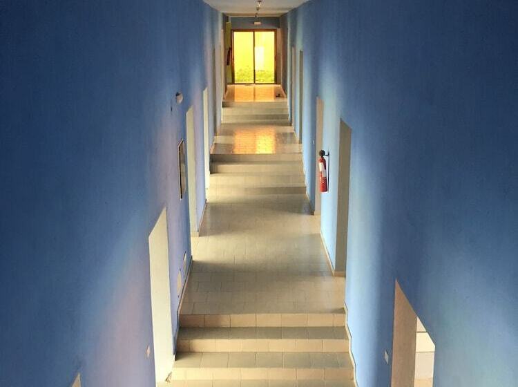 هتل Hôtel Eucalyptus Anan