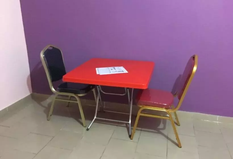 هتل Hôtel Eucalyptus Anan