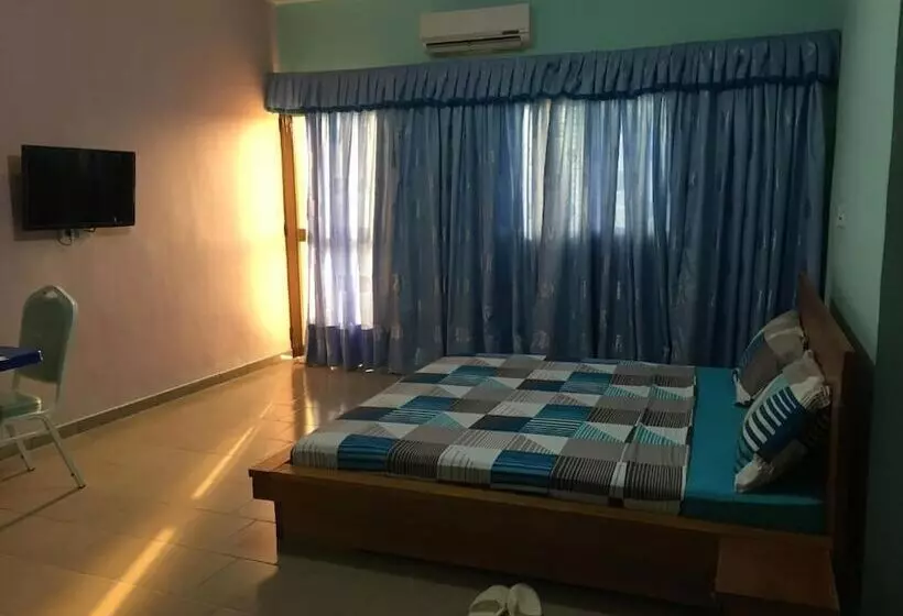 هتل Hôtel Eucalyptus Anan