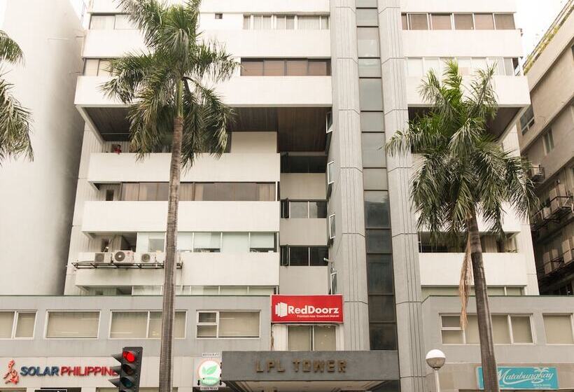 Hotel Reddoorz Premium Near Greenbelt Makati