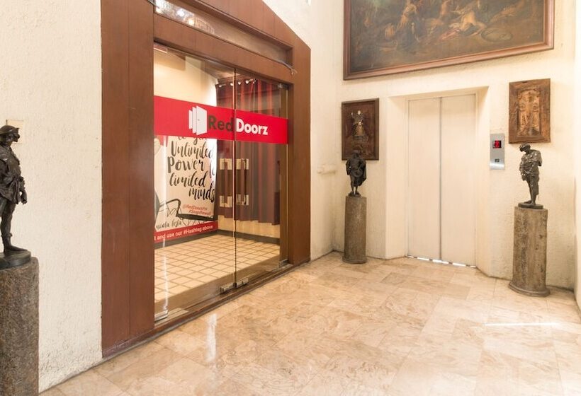 Hotel Reddoorz Premium Near Greenbelt Makati