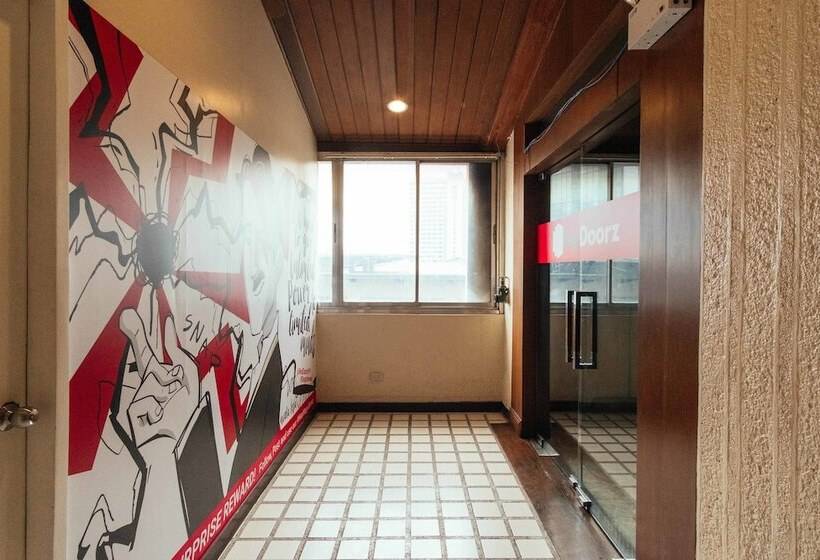 Hotel Reddoorz Premium Near Greenbelt Makati