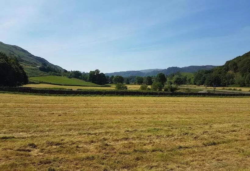 Hotelli Shepherds Hut Dolly Wagon