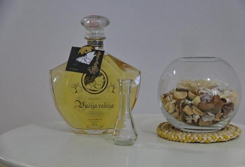 مُتل Pansion Neretva