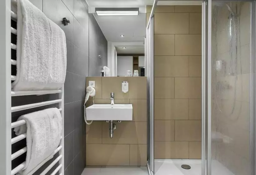 Signature East Hotel Apartment