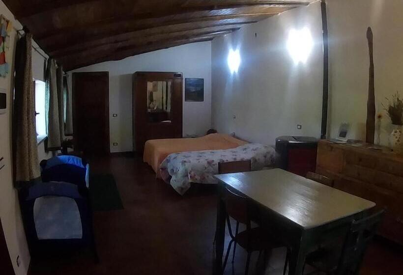 تختخواب و صبحانه Gavi/alice Open Space