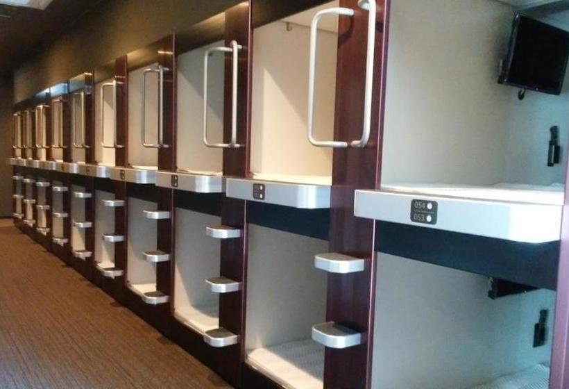 Капсульный Oтель Oyado Haru S