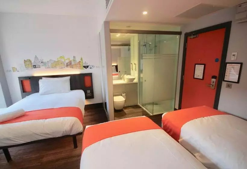 Easyhotel Belfast