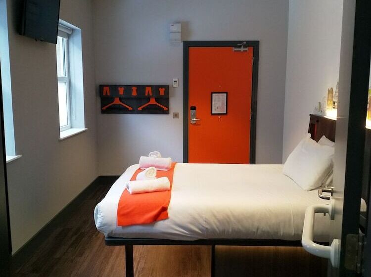 Easyhotel Belfast