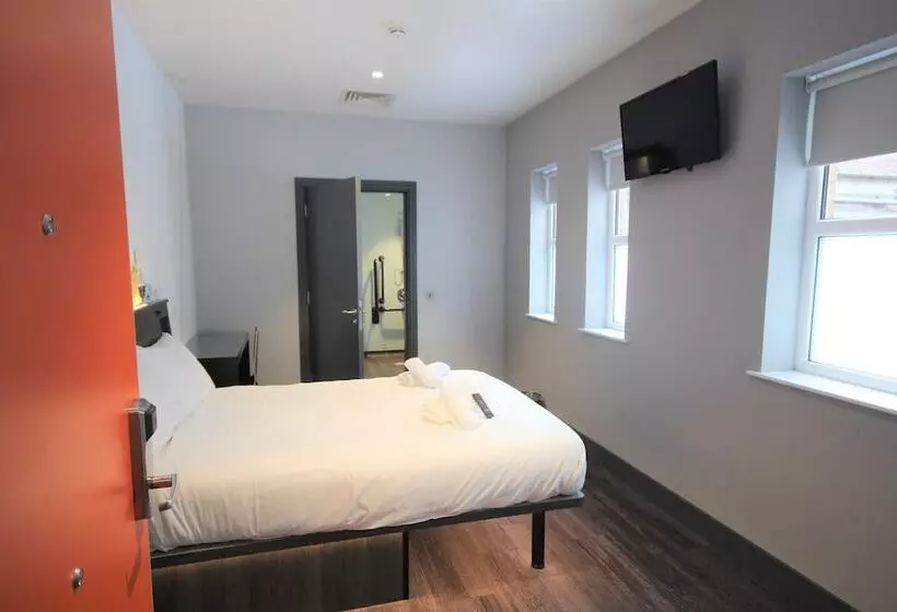 Easyhotel Belfast