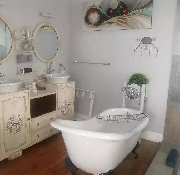 Majatalo De Witte Huis