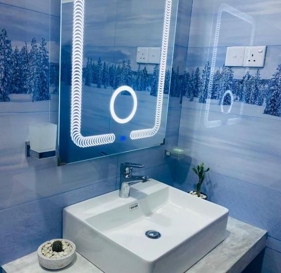 فندق صغير Wood Heart